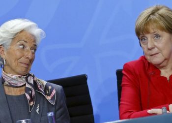 Меркель и Лагард требуют от Украины усиленной борьбы с коррупцией