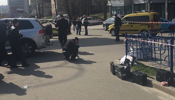 Возле одной из гостиниц Киева застрелили бизнесмена