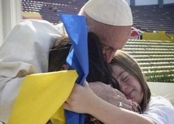 СМИ перепутали символ синдрома Дауна с украинским флагом
