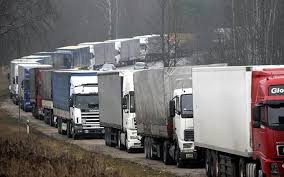 РФ ввела полное блокирование транзита украинских фур через свою территорию