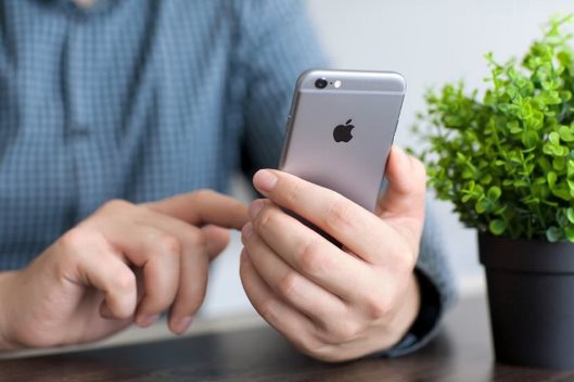 ФБР заплатило хакерам за взлом iPhone террориста, - СМИ
