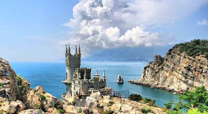 Казахстан сделал гражданам намек насчет отдыха в оккупированном Крыму