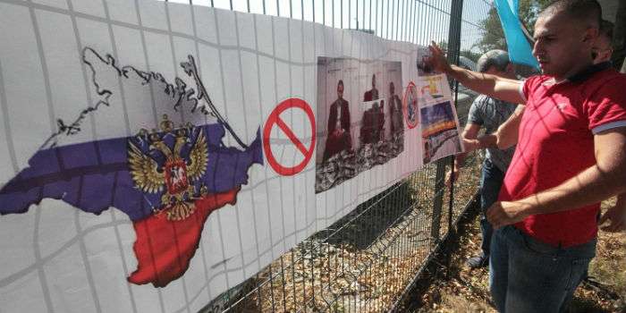 Оккупанты в Крыму открыли охоту на сотрудников СМИ за «сепаратизм»