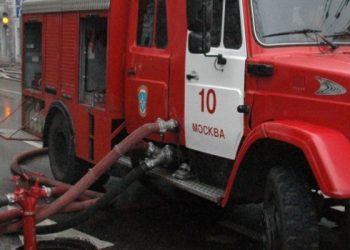 В Москве в ведомстве Шойгу тушат крупный пожар