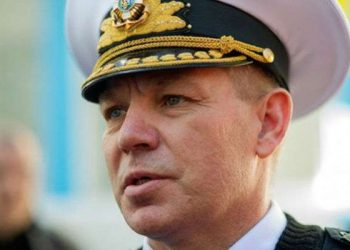 Порошенко уволил командующего ВМС Украины Гайдука
