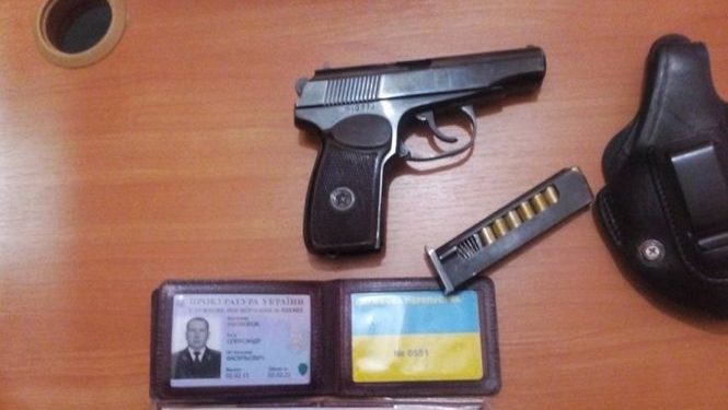 Одесский прокурор устроил пьяный дебош в кафе