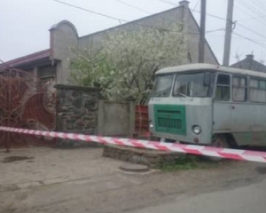 Двух студентов из Индии зарезали на квартире в Ужгороде