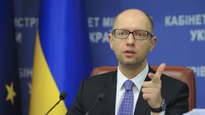 Премьер Украины подал в отставку, чтобы сохранить за собой место в политике