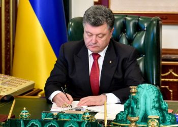 Закон о "вечном" моратории на выплату "долга Януковича" подписан
