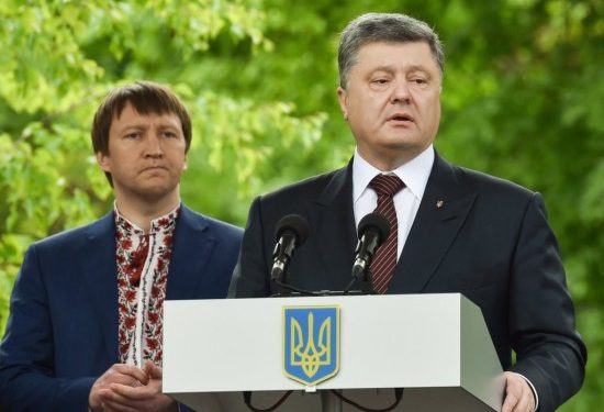 "Тут вам не русский мир, тут - український світ!" - Порошенко на открытии памятника Мазепе