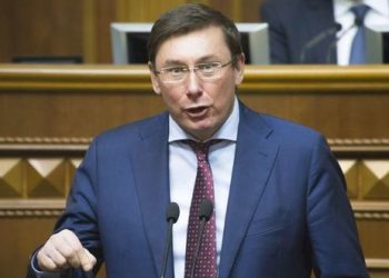Луценко рассказал, что принесет в свой кабинет в ГПУ