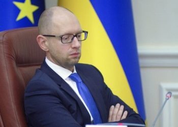 Пресс-секретарь Яценюка рассказала, пойдет ли он на довыборы в Раду