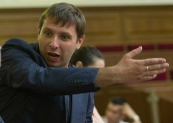 Парасюк раскрыл факты "темного прошлого" Луценко