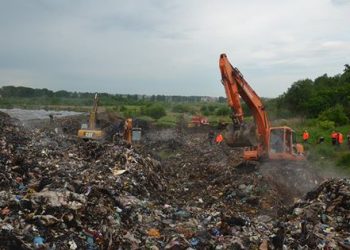 В ГСЧС сообщили имена трех погибших на Грибовичской свалке спасателей