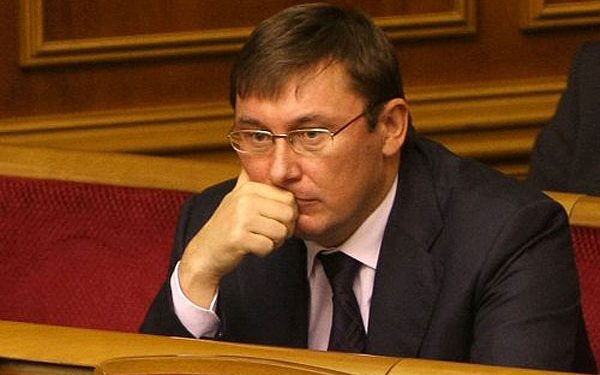 СМИ: «Народный фронт» поддержит Луценко на должность Генпрокурора