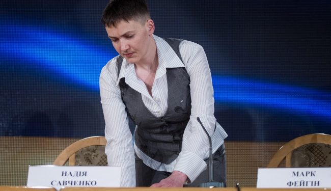 Савченко прокомментировала угрозы Захарченко: "Он выглядит смешно"