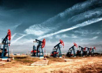 Нефть Brent торгуется выше 50 долларов за баррель