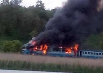 В Винницкой области загорелся поезд с пассажирами