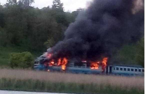 В Винницкой области загорелся поезд с пассажирами