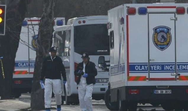 В Турции в результате взрыва возле участка полиции погиб оперативник