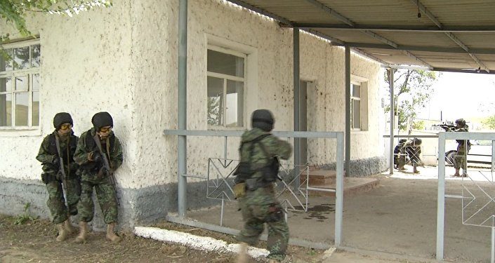 Казахский спецназ ликвидировал еще 5 пособников террористов в Актобе