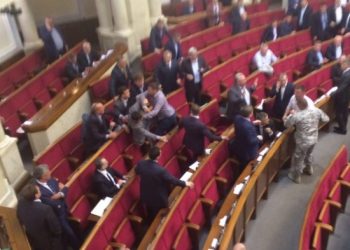 В Верховной Раде опять драка, - опубликовано видео