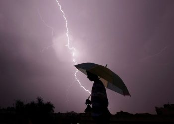 79 человек в Индии погибли от ударов молний