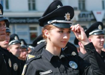 Новой полиции доверяют 44% украинцев, - Аваков