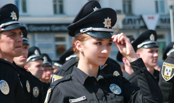 Новой полиции доверяют 44% украинцев, - Аваков
