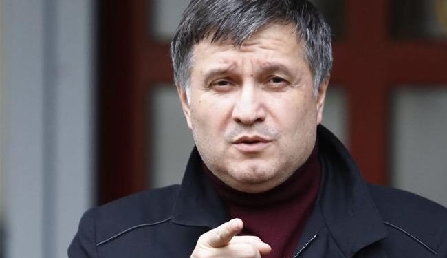 На хищении 400 тыс грн задержан главный санврач Украины