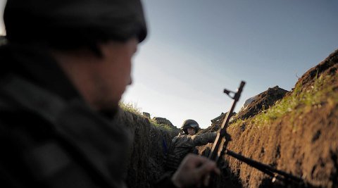 Донбасс сотрясается от залпов тяжелой артиллерии