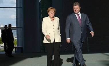 Порошенко и Меркель обсудили Минск и санкции против России