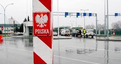 На границе с Польшей скопились тысячи машин