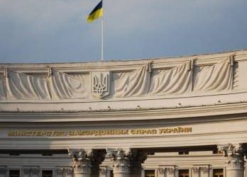 Миссия ОБСЕ попала под минометный огонь под Водяным, - пресса