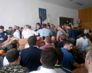 В Ровно подрались депутаты областного совета