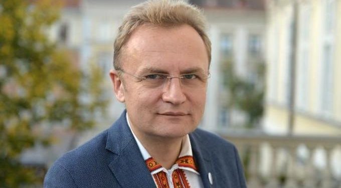 Мэра Львова обвинили во вранье