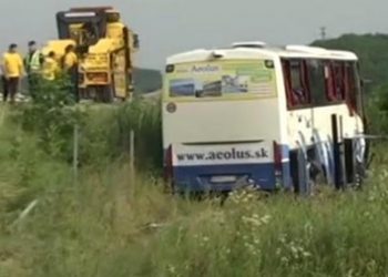 В Сербии автобус слетел с автотрассы, есть погибшие