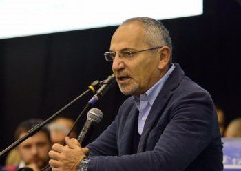 Суд разрешил Шустеру работать в Украине, - пресса