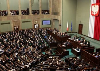 Сенат Польши предлагает Сейму признать геноцидом Волынскую резню