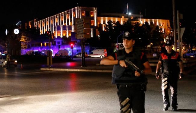 В сети опубликовали видео взрыва в парламенте Турции