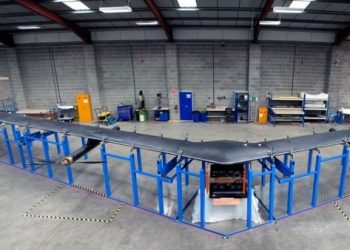 Интернет-дрон Facebook совершил тестовый полет, - СМИ