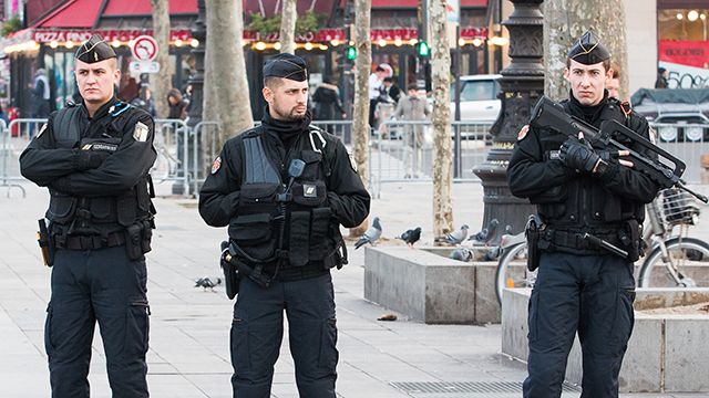 Во Франции создадут Нацгвардию