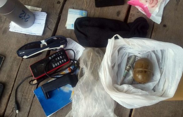 В Донецкой области в автобусе задержали мужчину с гранатой в носке