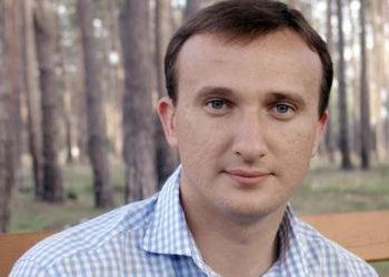 CМИ: Беглый мэр Ирпеня угрожает слить компромат на Порошенко