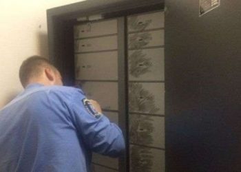 В Киеве «клиент» банка унес с собой семь чужих миллионов