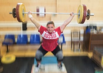 Главный тренер российской сборной назвал решение IWF бандитизмом