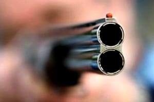 Во Флориде мужчина стрелял в подростков