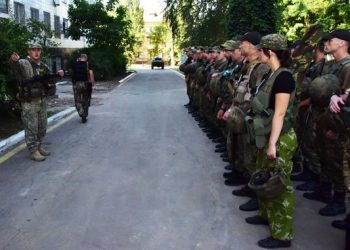 К Торецку направили спецгруппу оперативников
