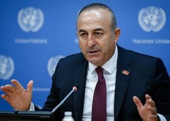 Турция требует выдачи солдат, бежавших в Грецию