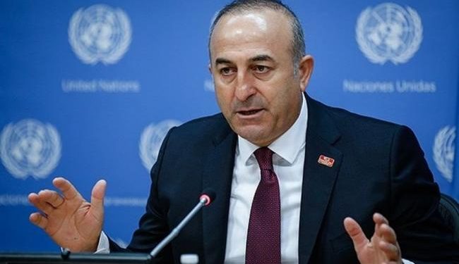 Турция требует выдачи солдат, бежавших в Грецию